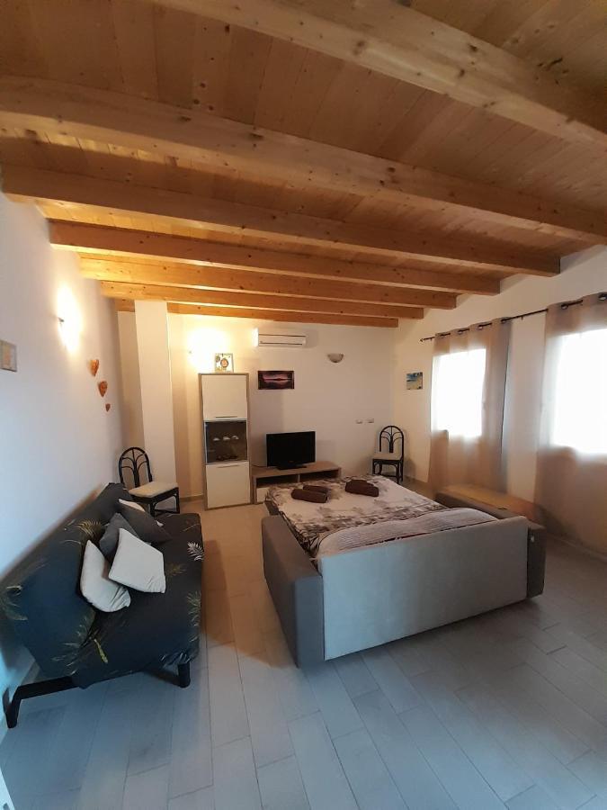 Casa Rosa Dei Venti Leilighet Villa San Pietro Eksteriør bilde